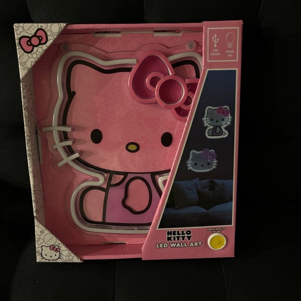 Hello kitty led sign - Picture 2 of 2
